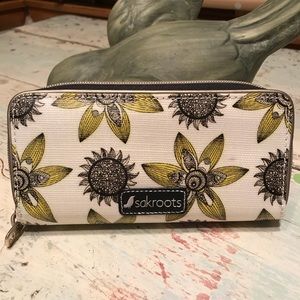 Sakroots wallet, EUC, faux leather